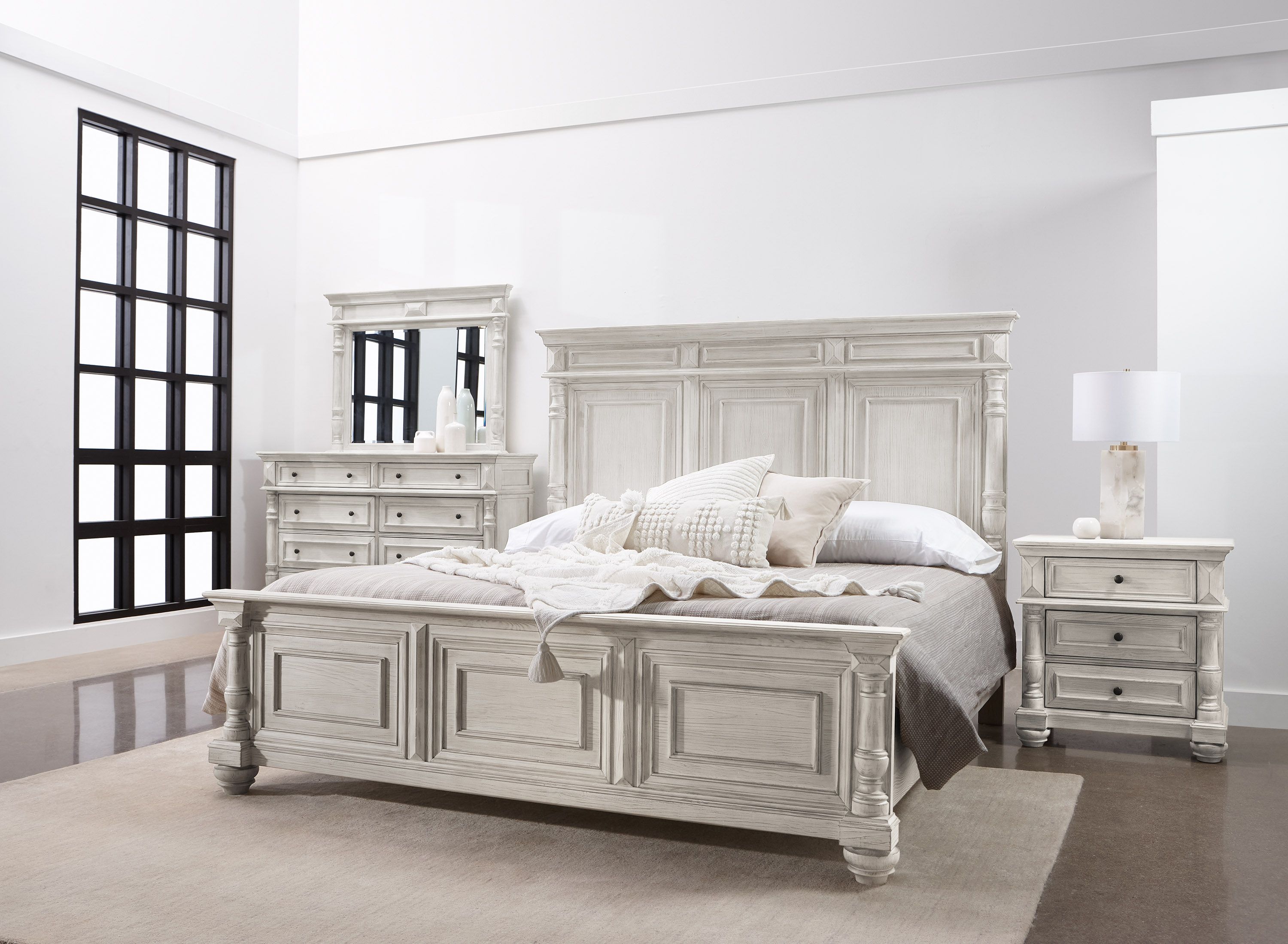 King size bedroom set deals raymour and flanigan