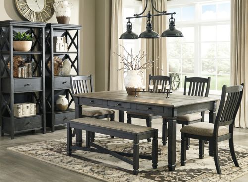 Raymour flanigan outlet dining room deals sets