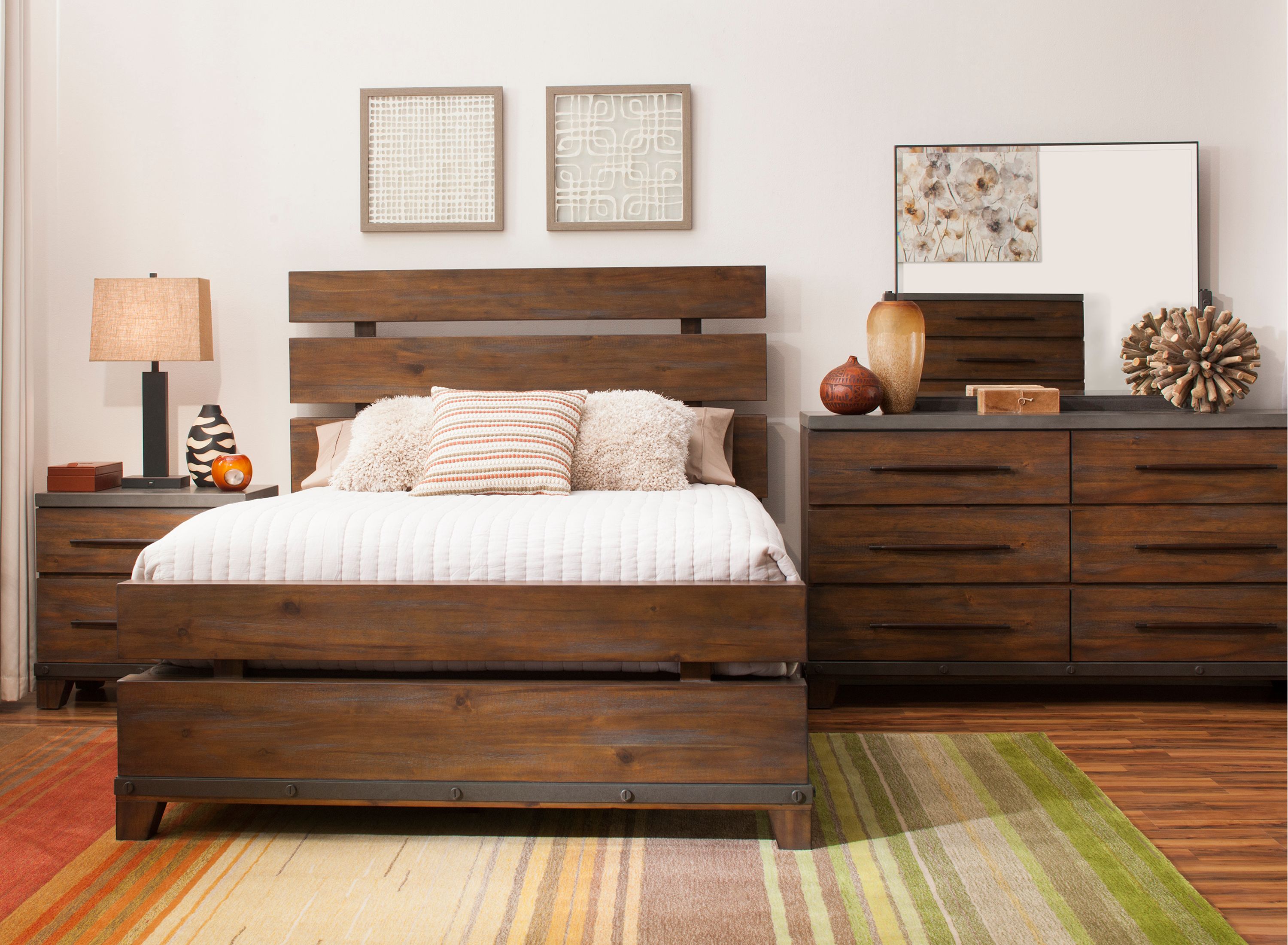 Raymour and flanigan queen deals bedroom sets