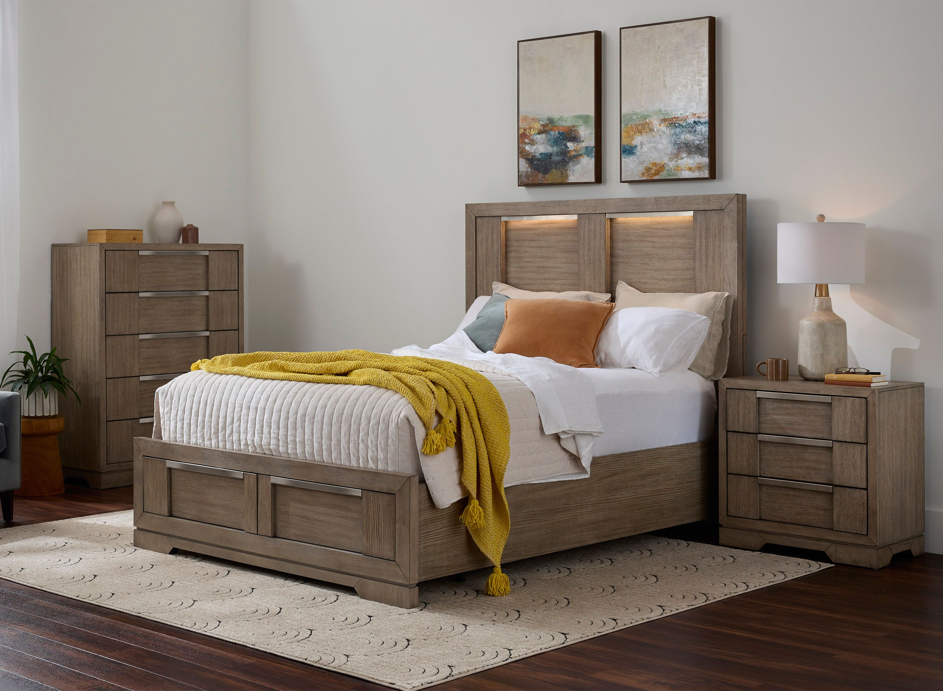 Lorelai 4-pc. Bedroom Set | Raymour & Flanigan