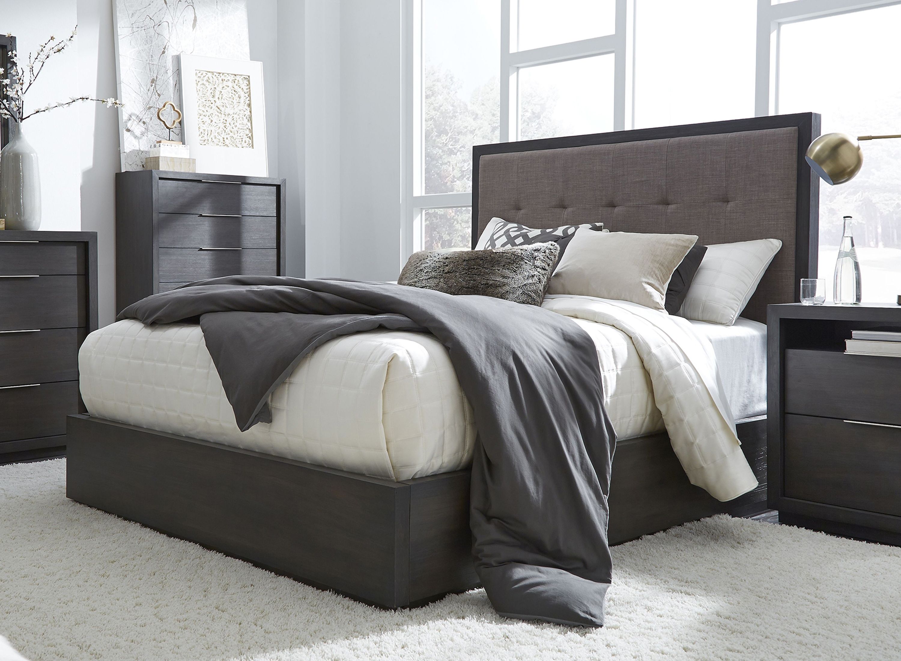 Raymour And Flanigan Platform Beds