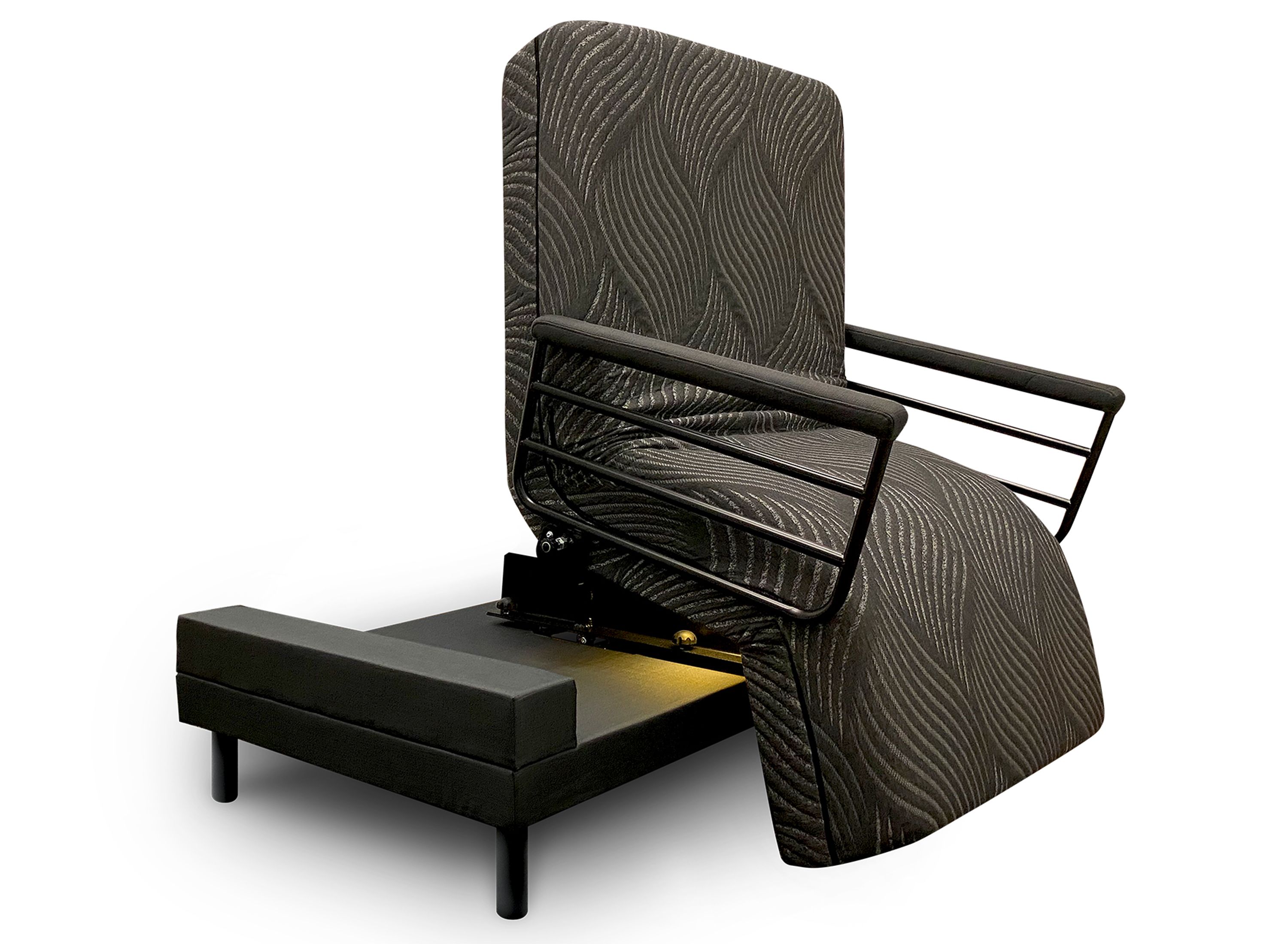 The Independence Adjustable Lift Bed Raymour & Flanigan