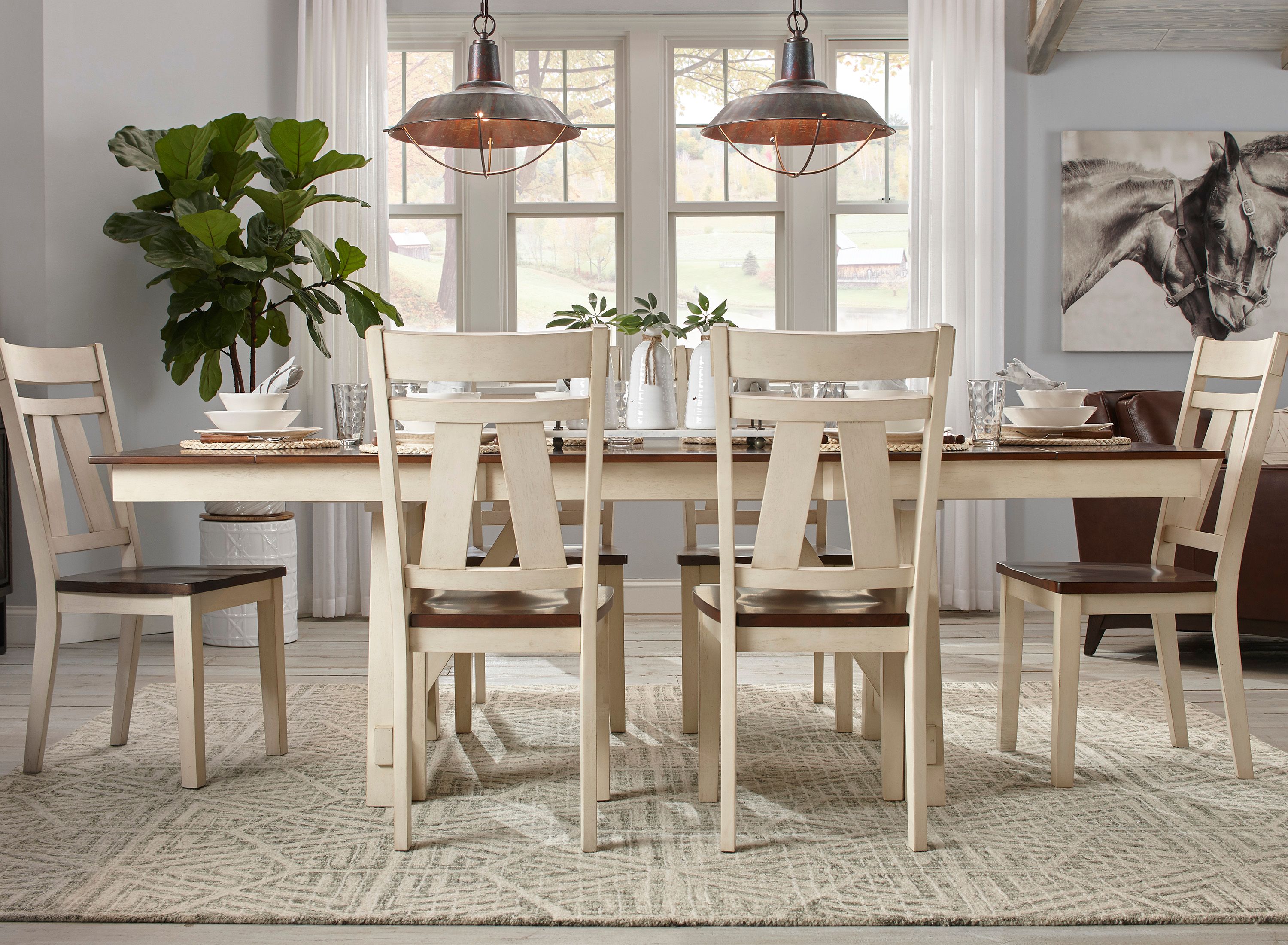 Raymour and flanigan store dining table