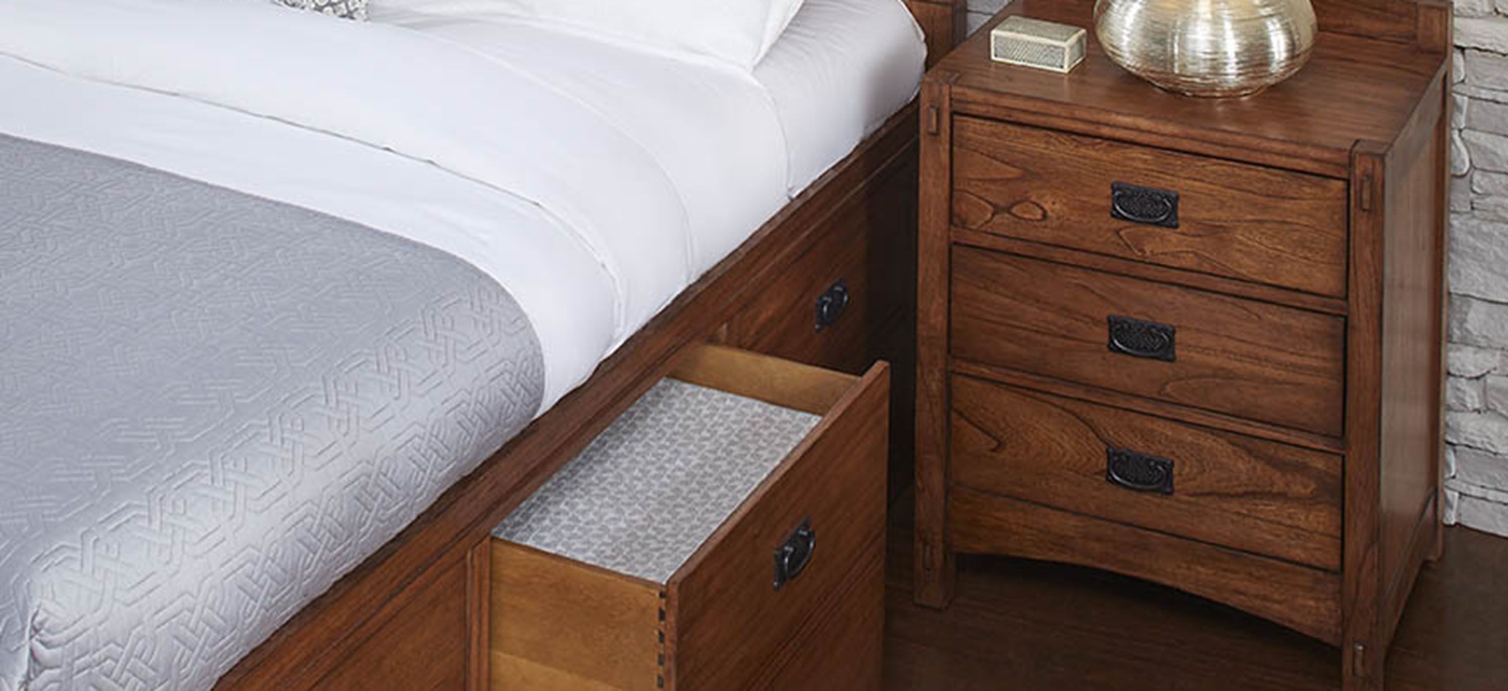 Mission Hill 4-pc. Bedroom Set w/Storage Bed | Raymour & Flanigan