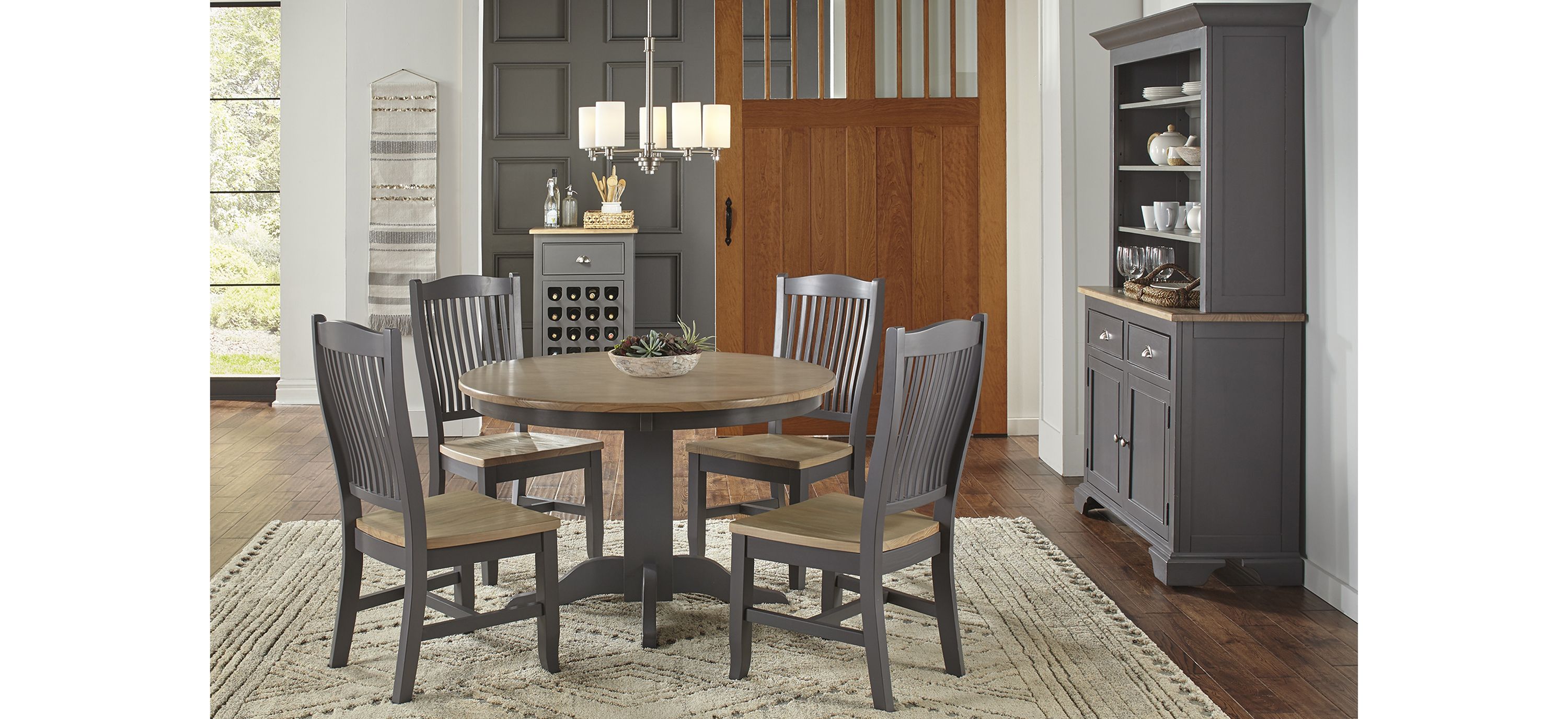 Port Townsend 5-pc. Round Dining Set