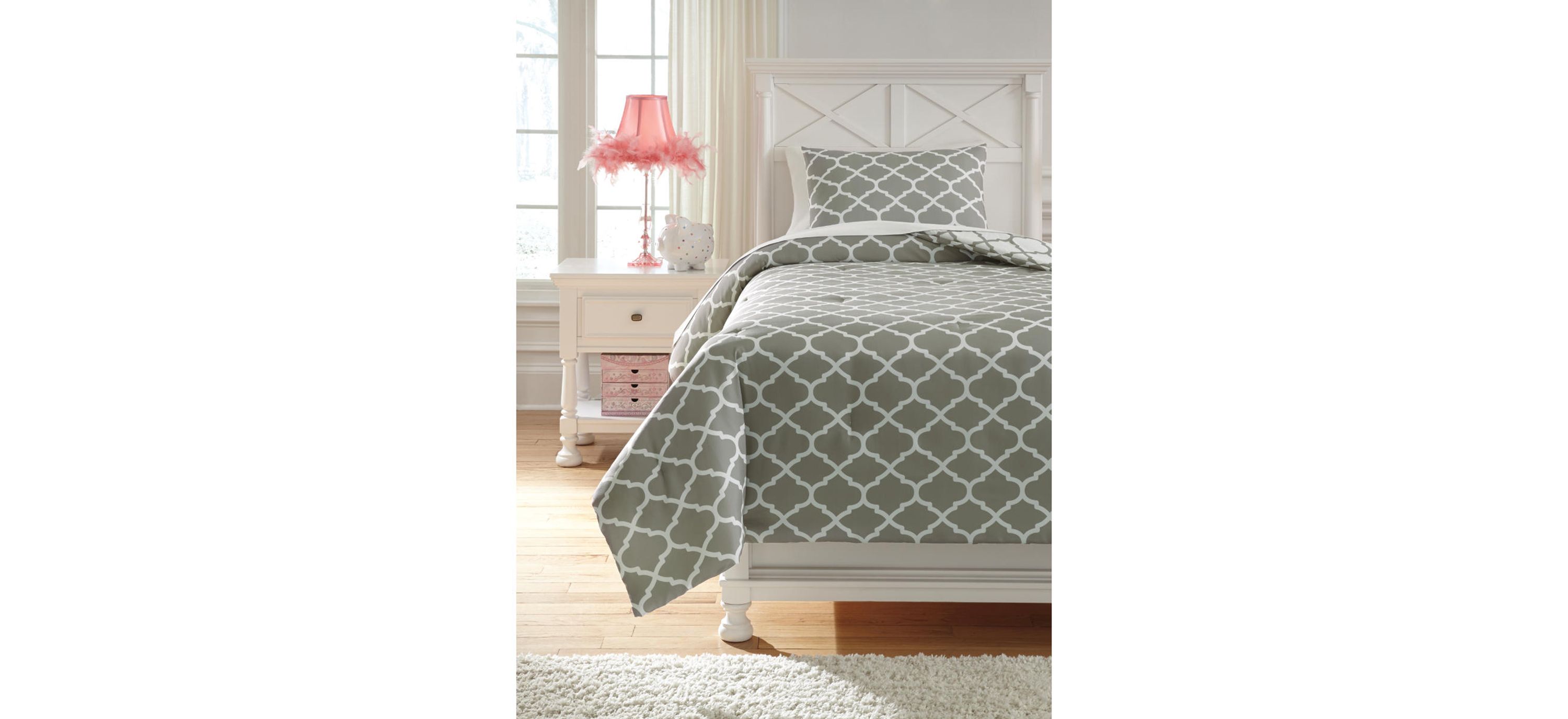 Media Twin Comforter Set
