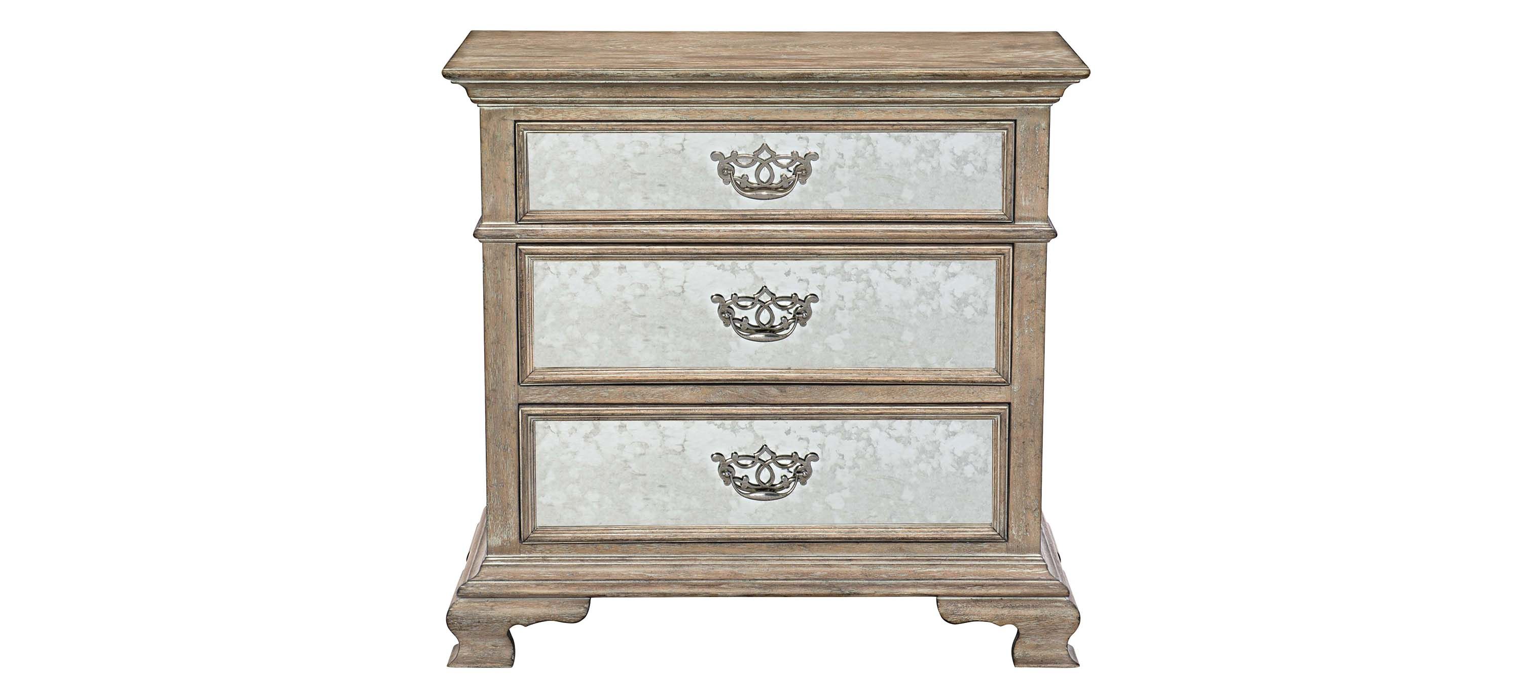 Campania Bachelors Chest