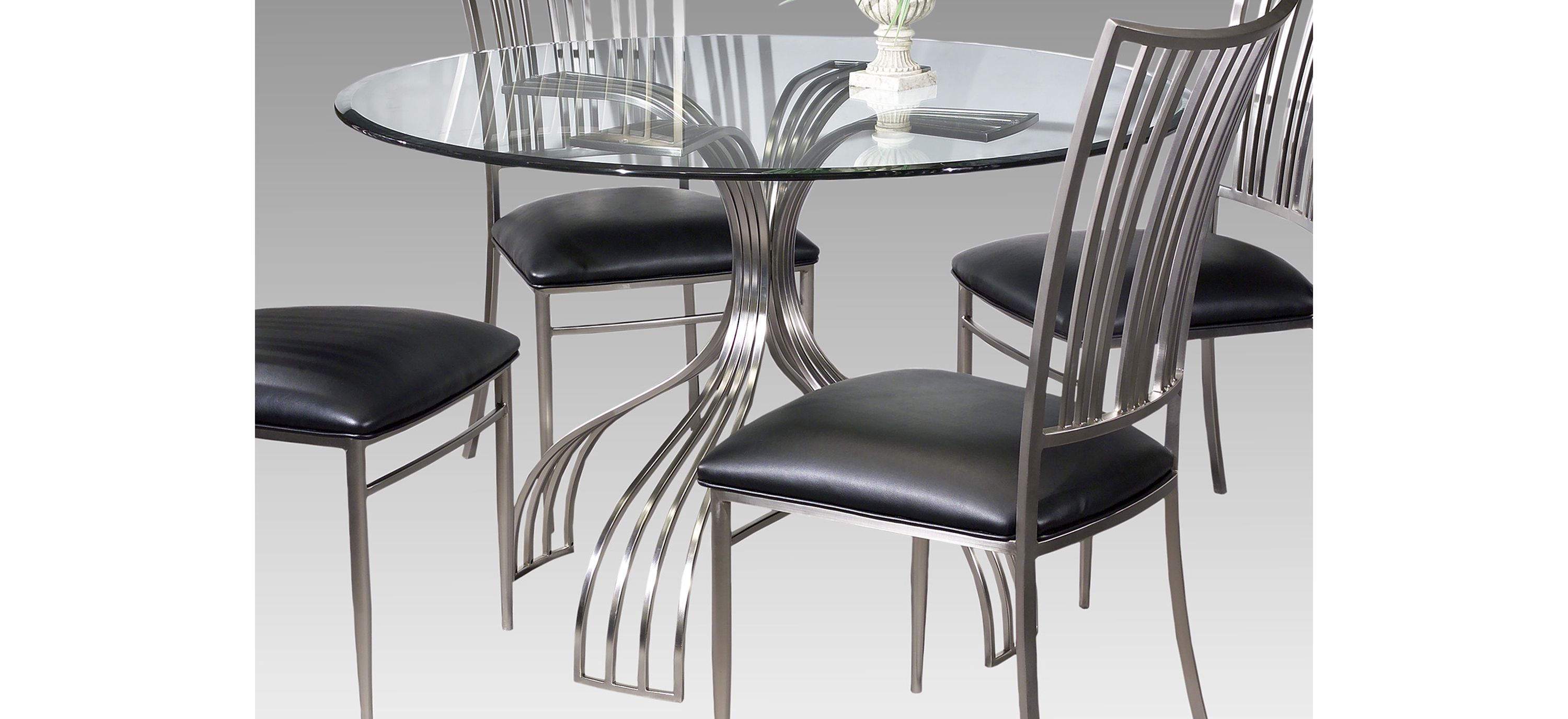 Ashtyn Dining Table
