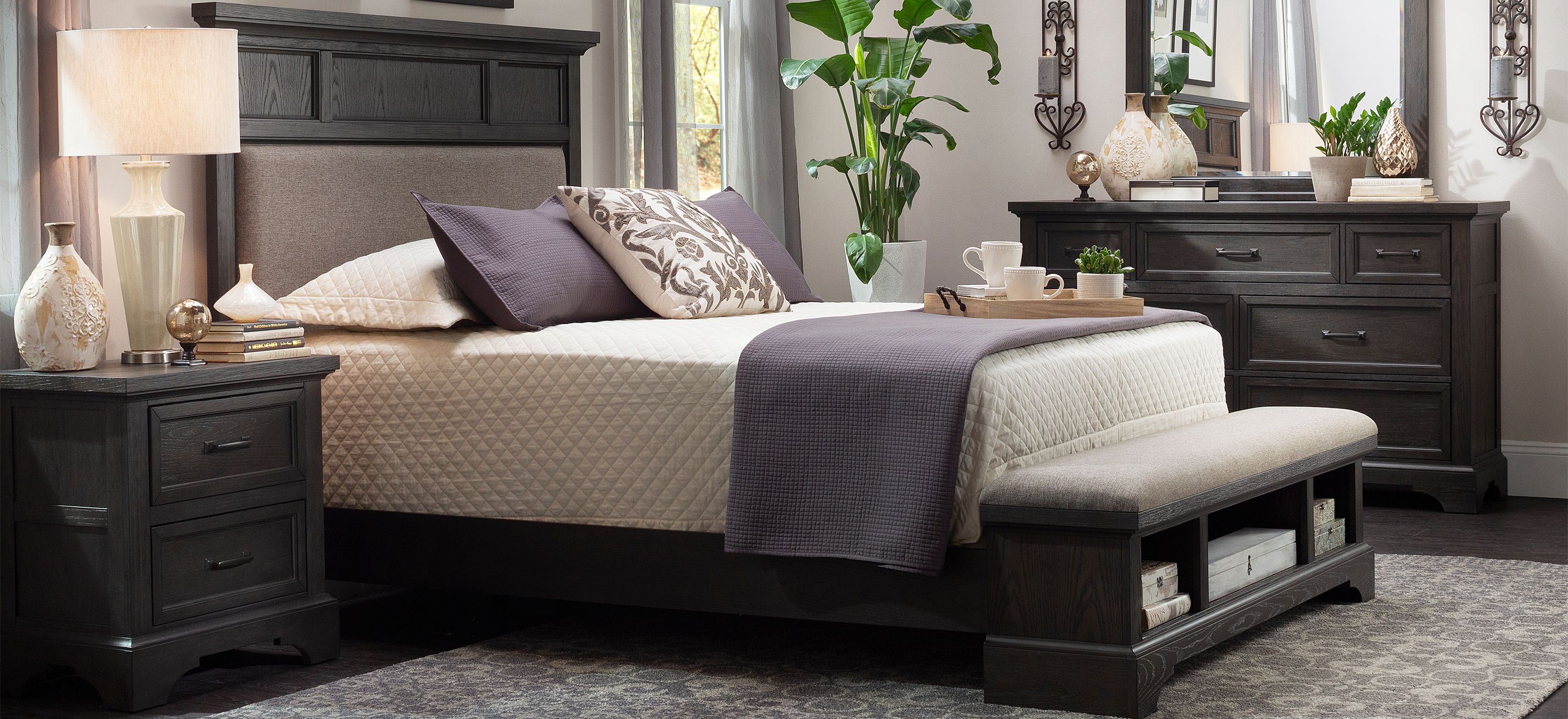 Cambridge 4-pc. Bedroom Set