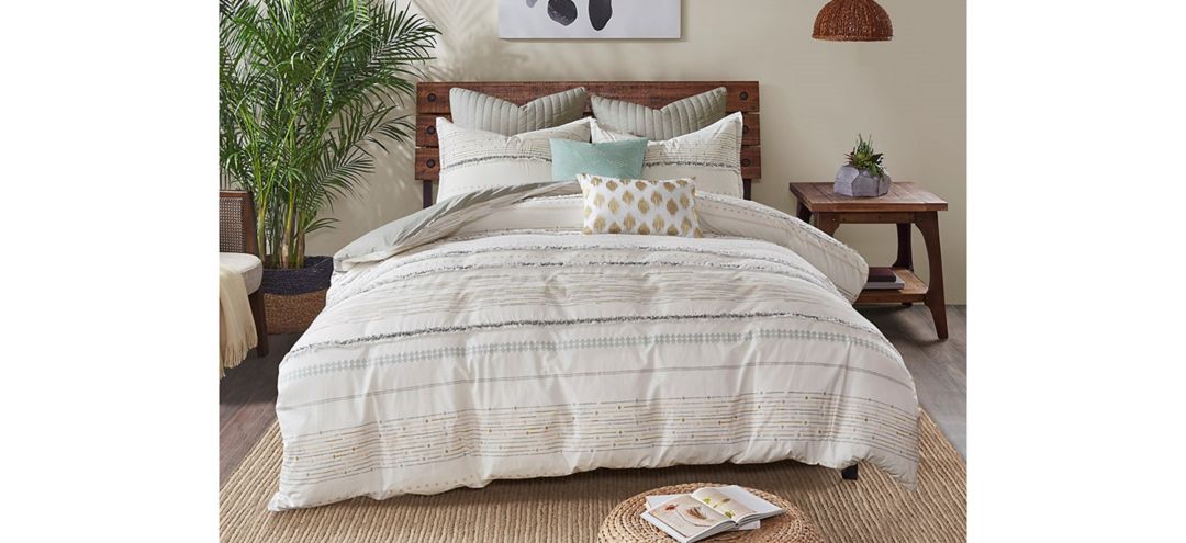 Nea Comforter Set