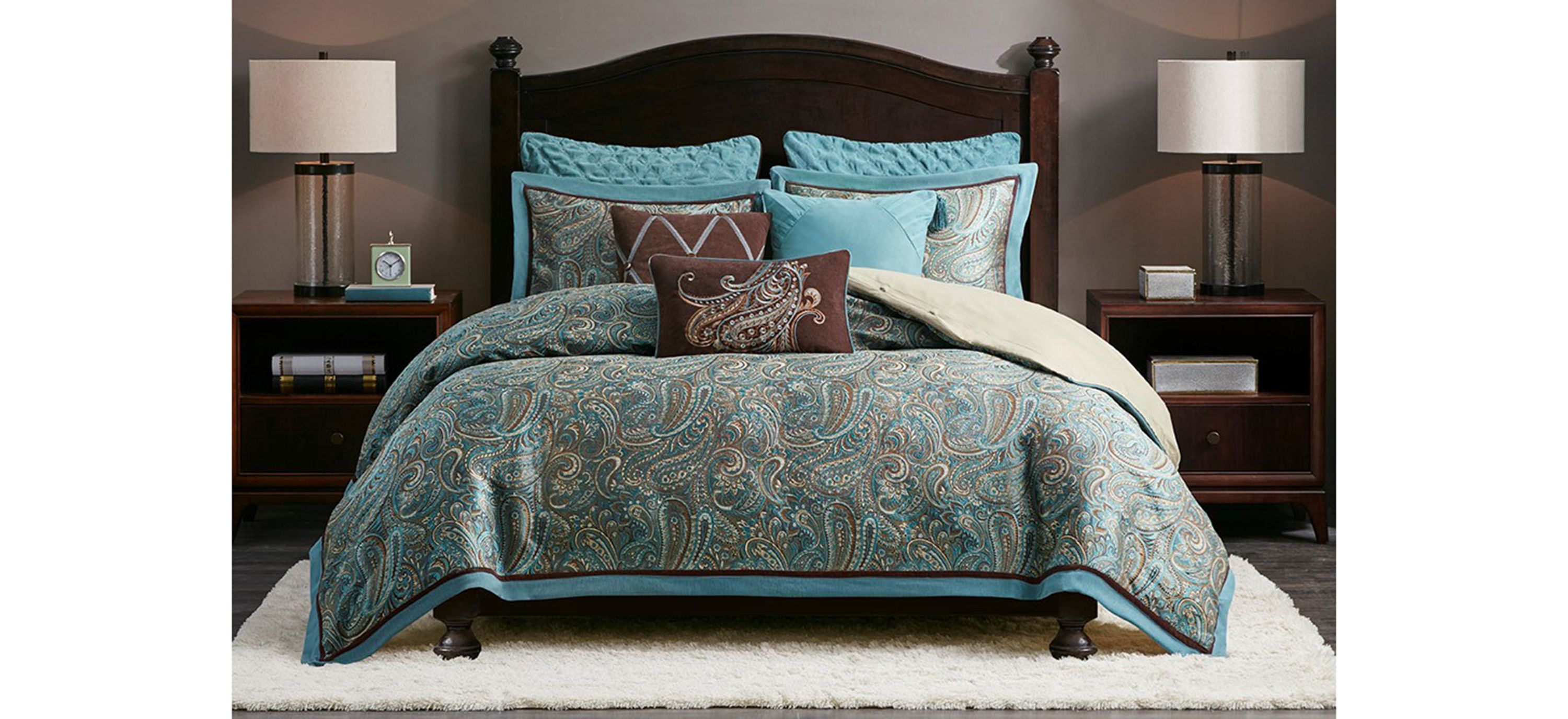 Lauren Comforter Set