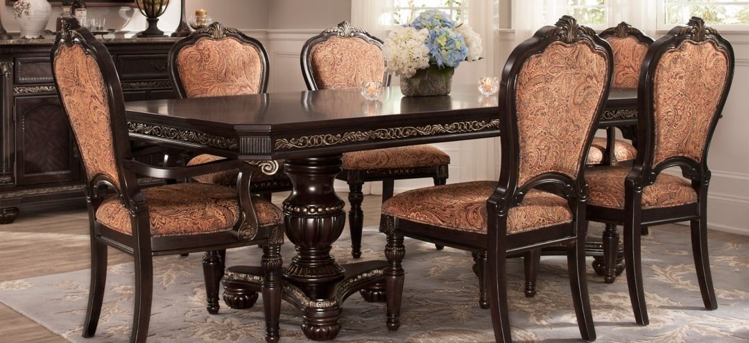 Regal Manor 7-pc. Dining Set