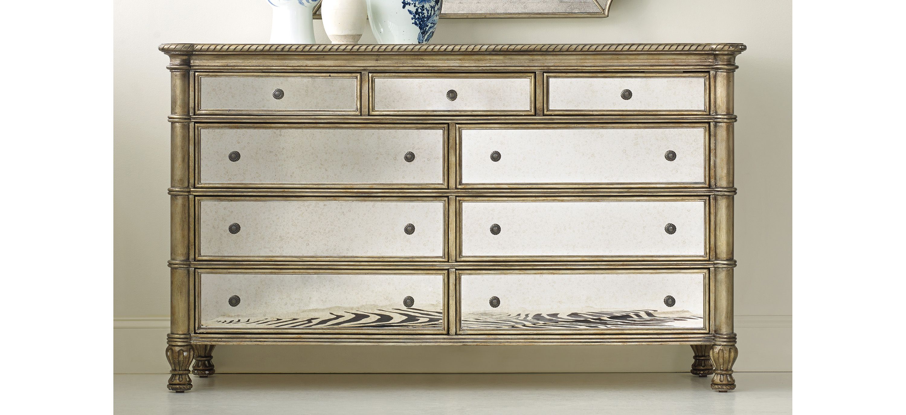 Montage Dresser