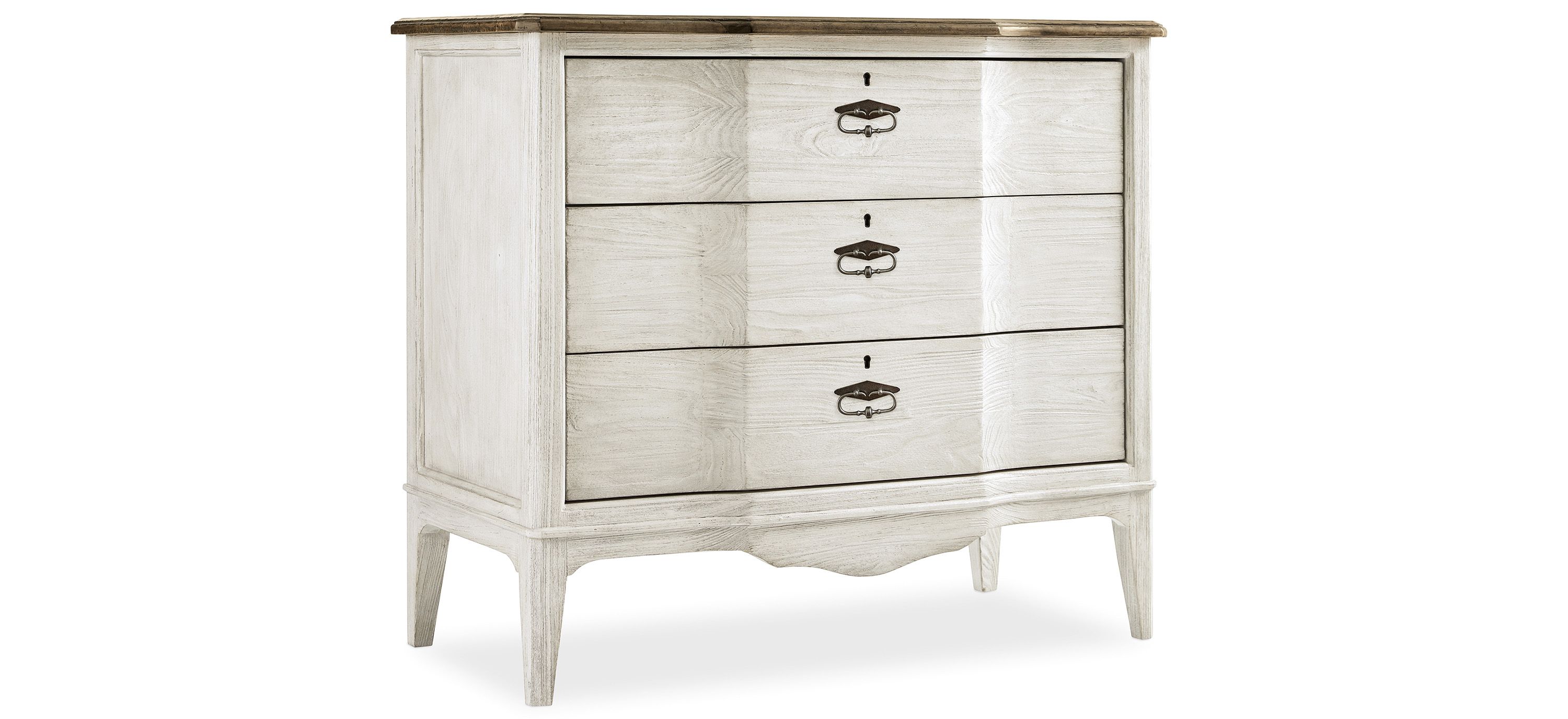 Montebello Bachelors Chest