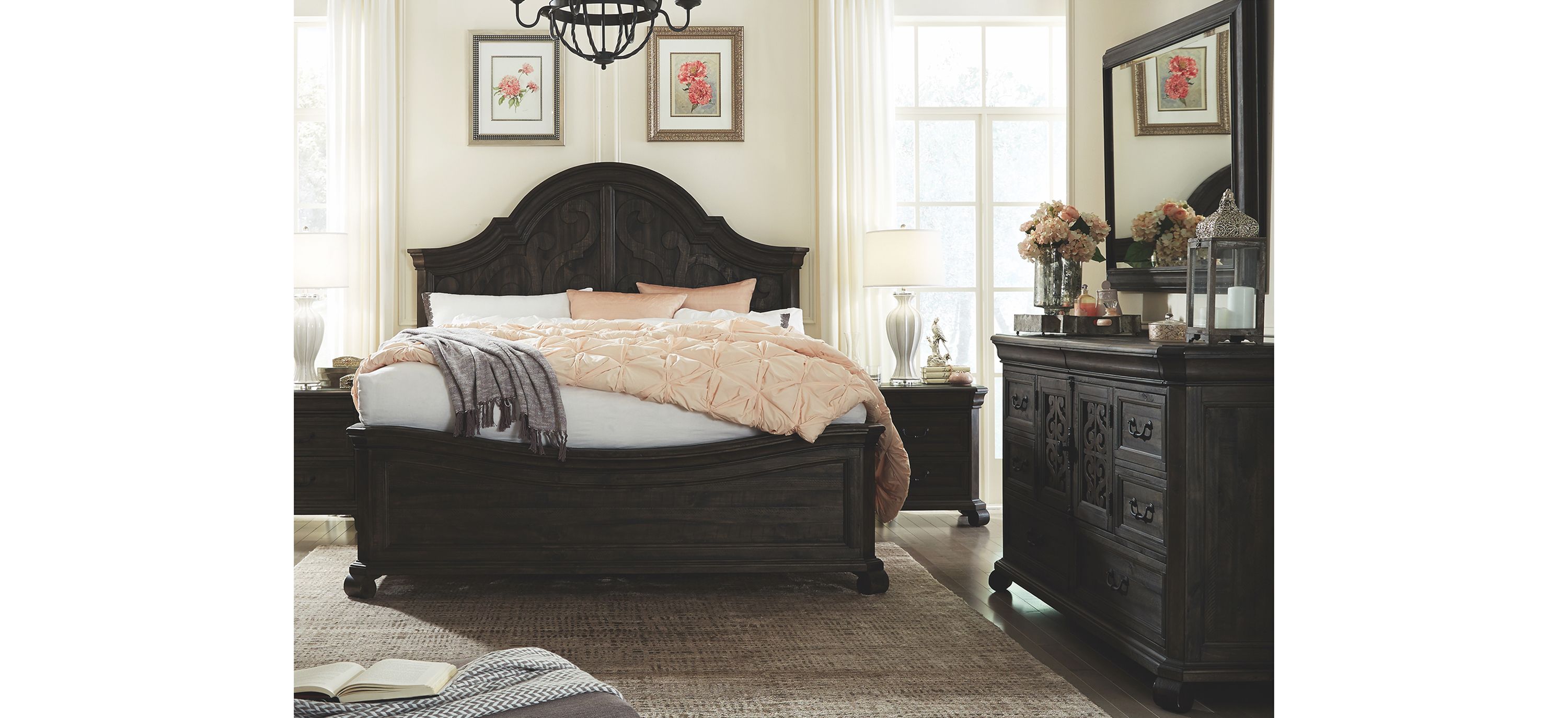 Bellamy 4-pc. Arched Panel Bedroom Set w/ Landscape Mirror