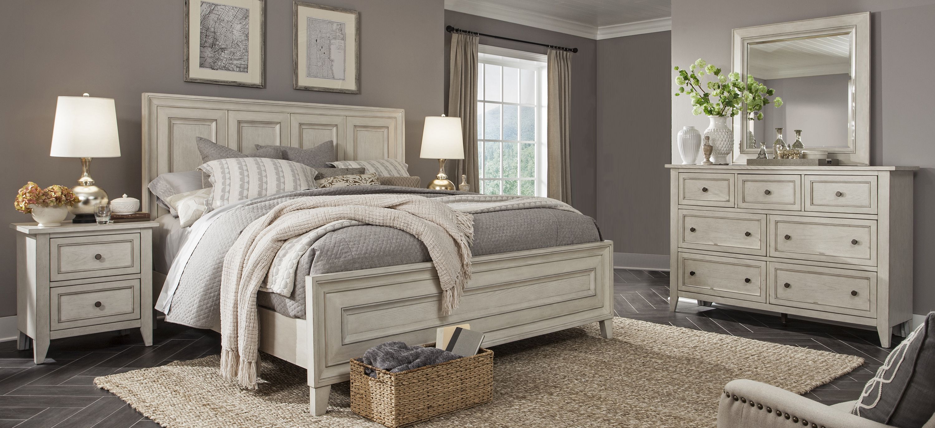 Raelynn 4-pc. Panel Bedroom Set
