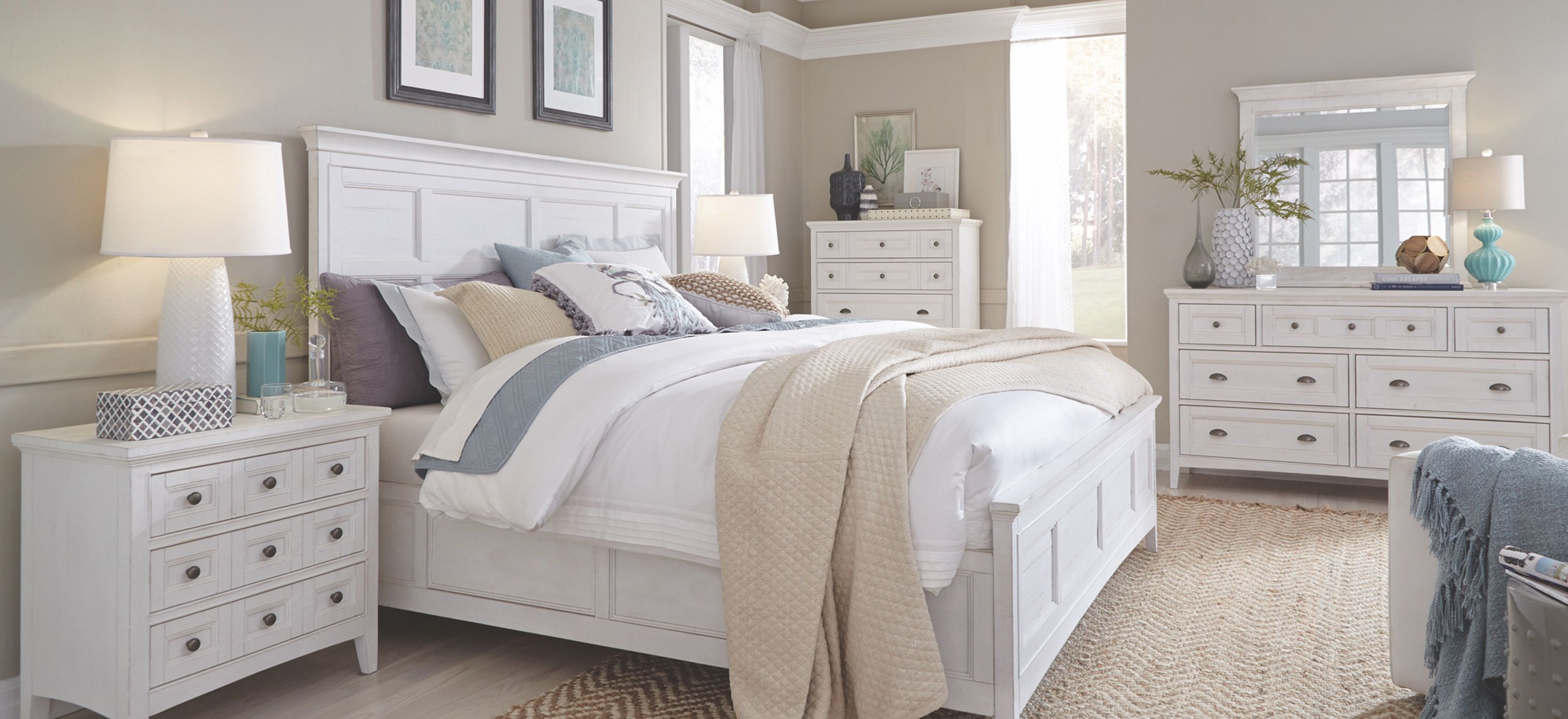 Bay Creek 4-pc. Bedroom Set w/ Panel Bed