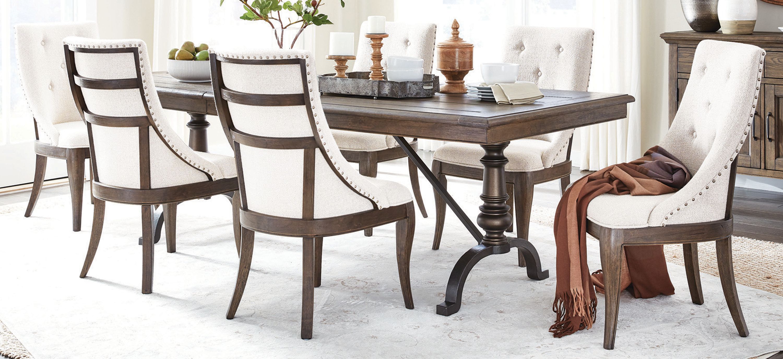 Roxbury Manor 7-pc. Dining Set