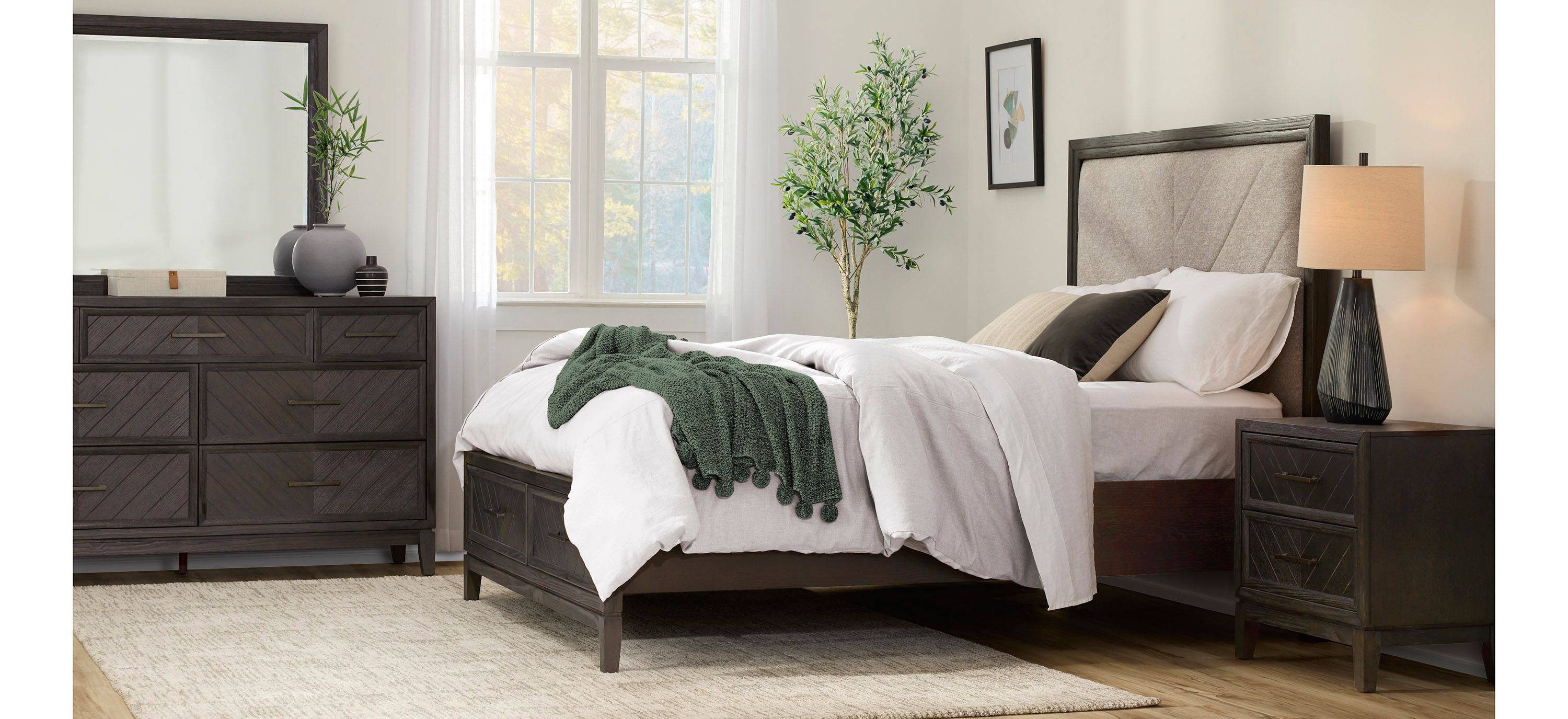 Bari 4-pc. King Bedroom Set