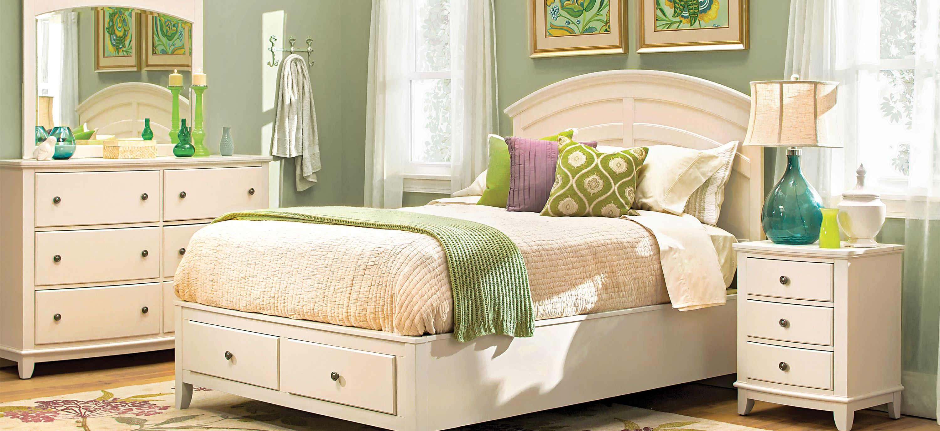 Kylie 4-pc. Platform Storage Bedroom Set