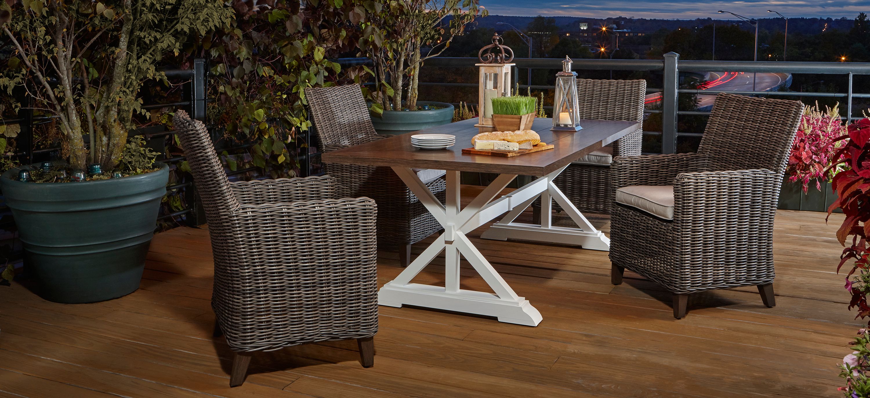 Savannah 5-pc. Dining Set