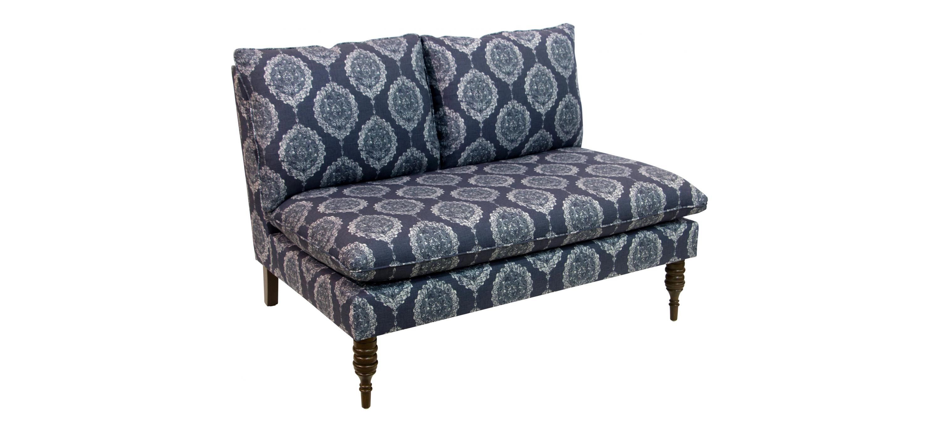 Emelio Settee