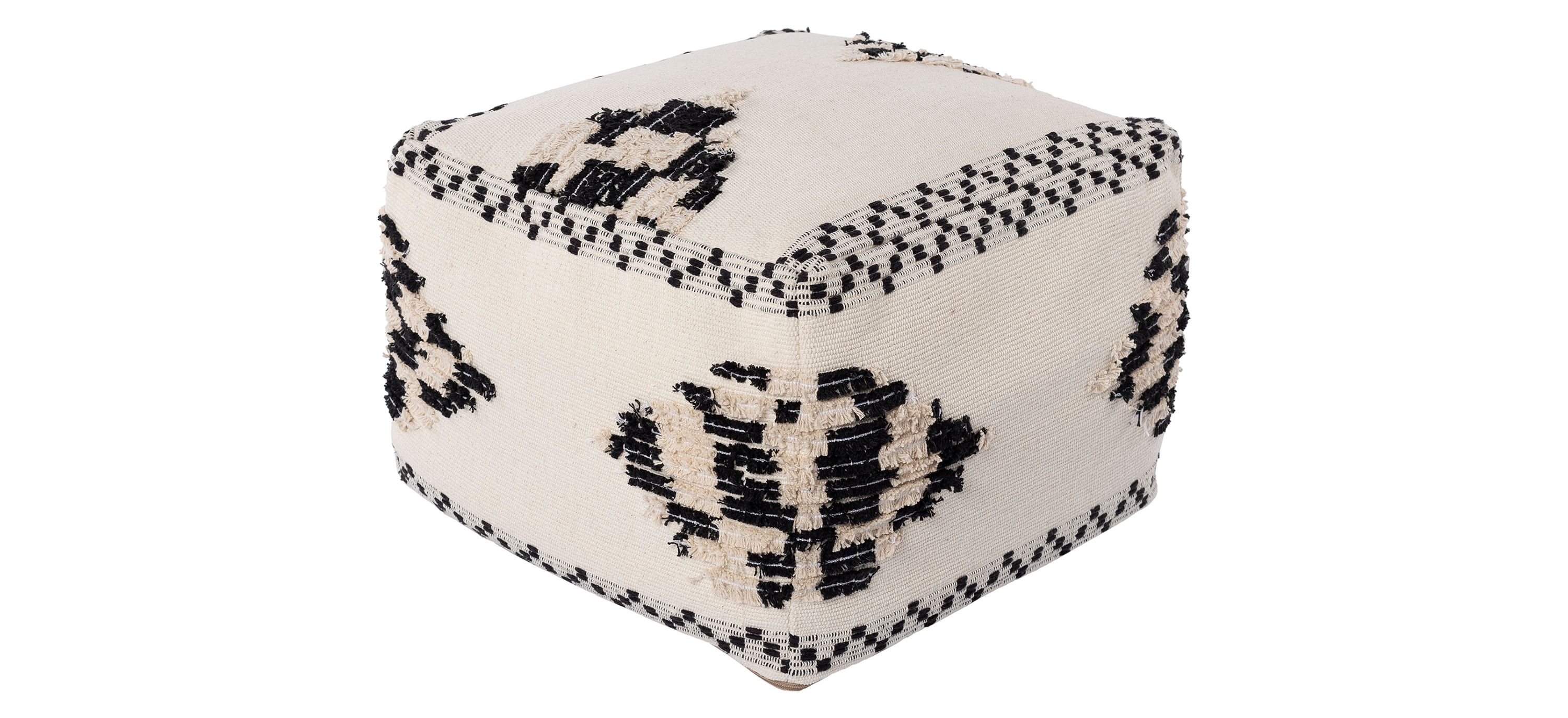 Edwina Pouf
