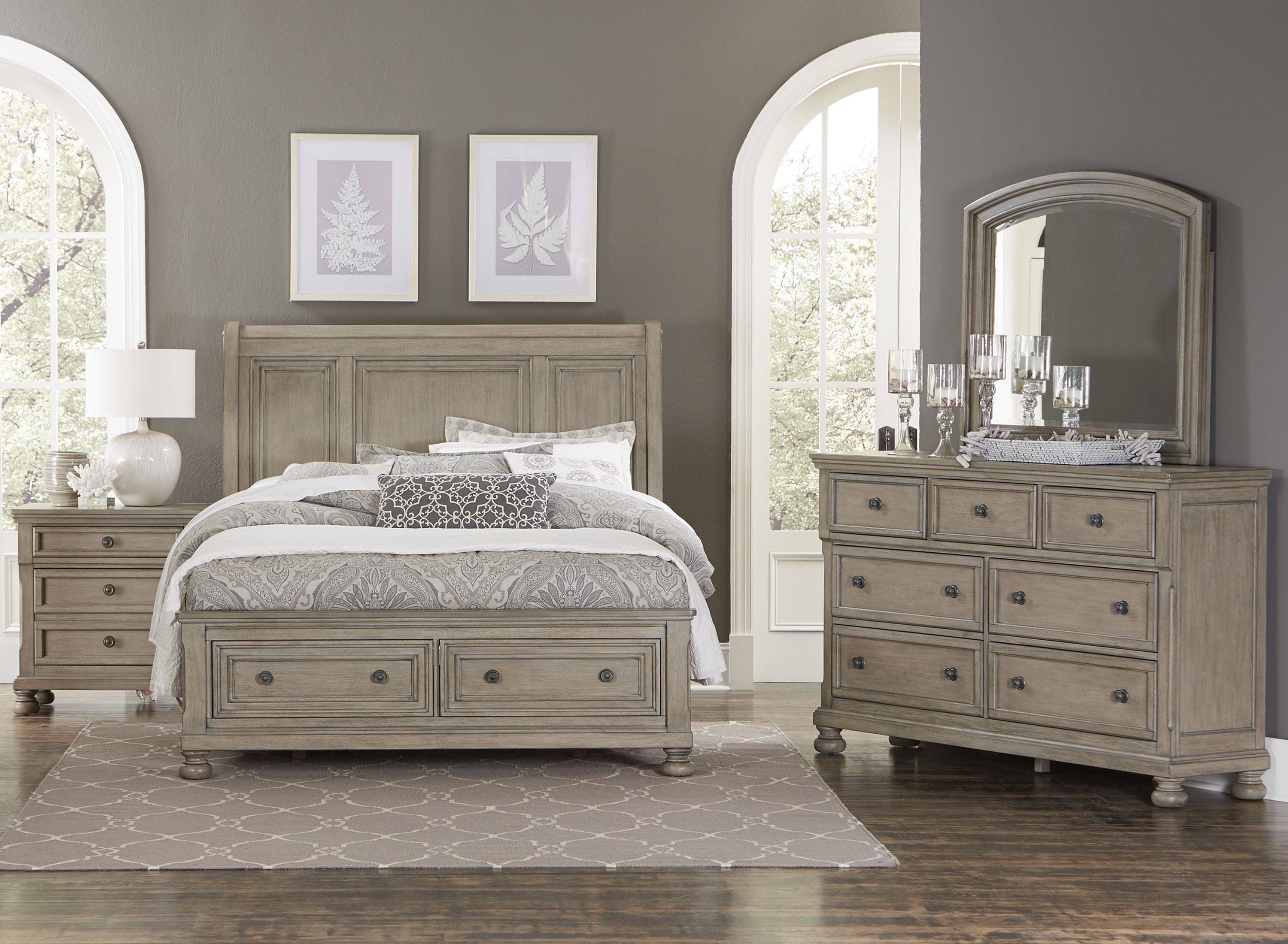 Raymour Flanigan Bedroom Set