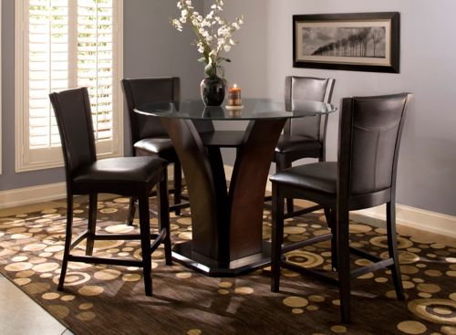 Raymour and flanigan round clearance dining table set