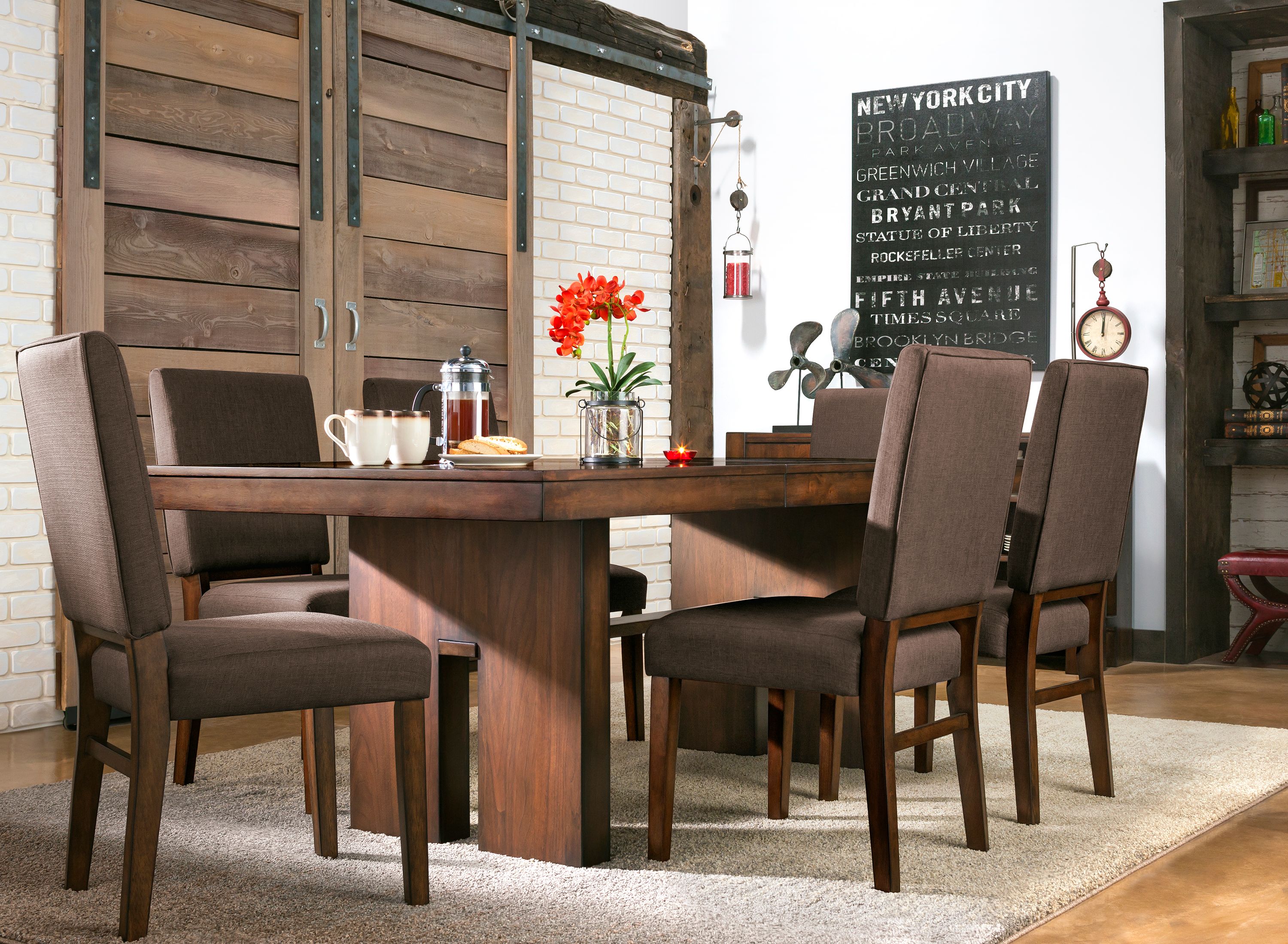 Jaiden dining set online 7 pc