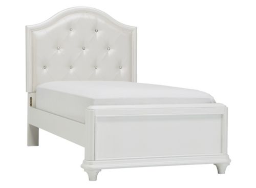 Queen bed store raymour flanigan