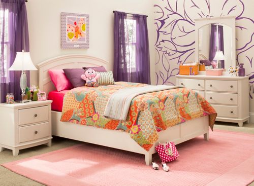 Raymour and flanigan store queen storage bed