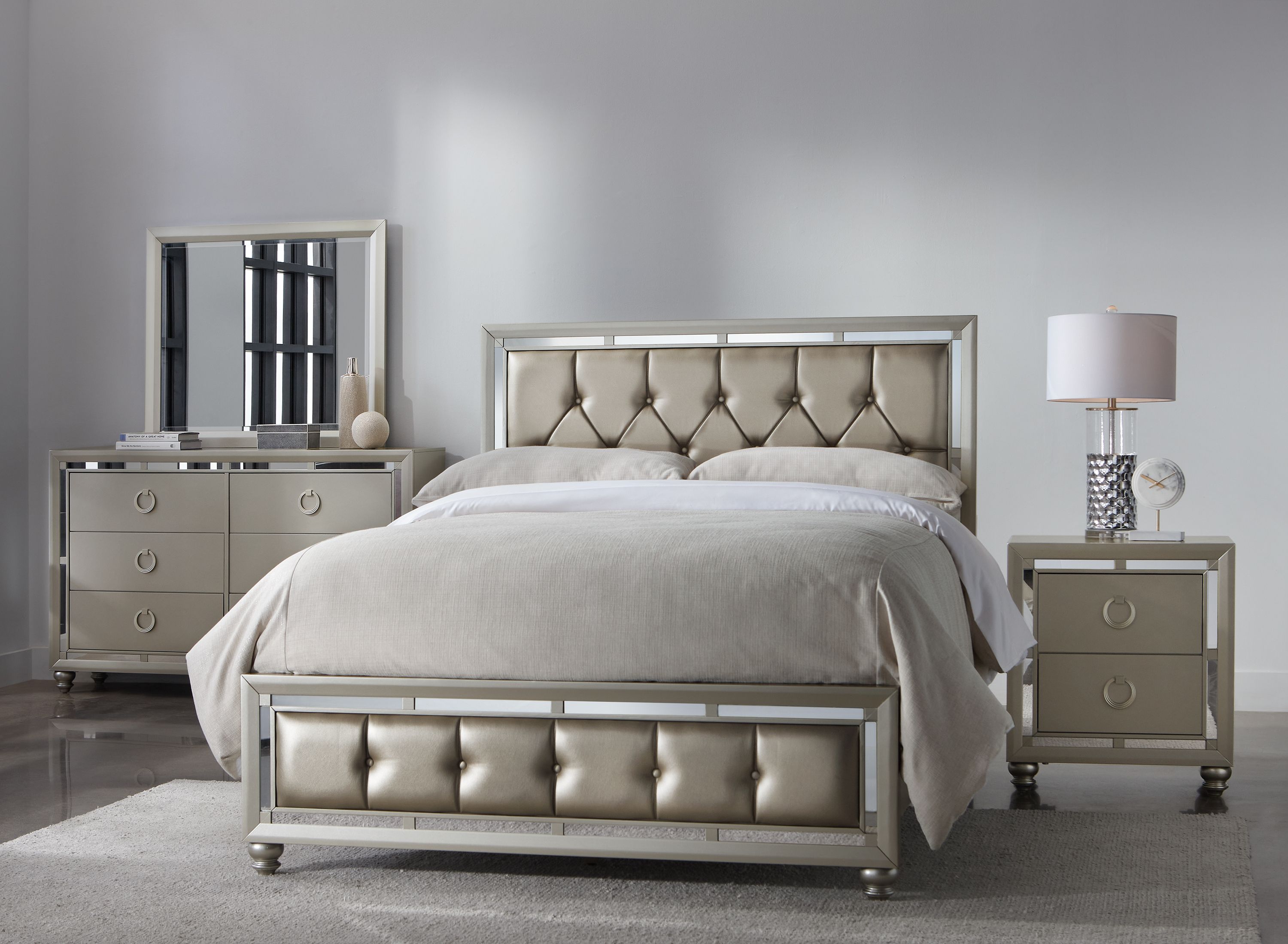 Raymour flanigan king size deals bedroom sets