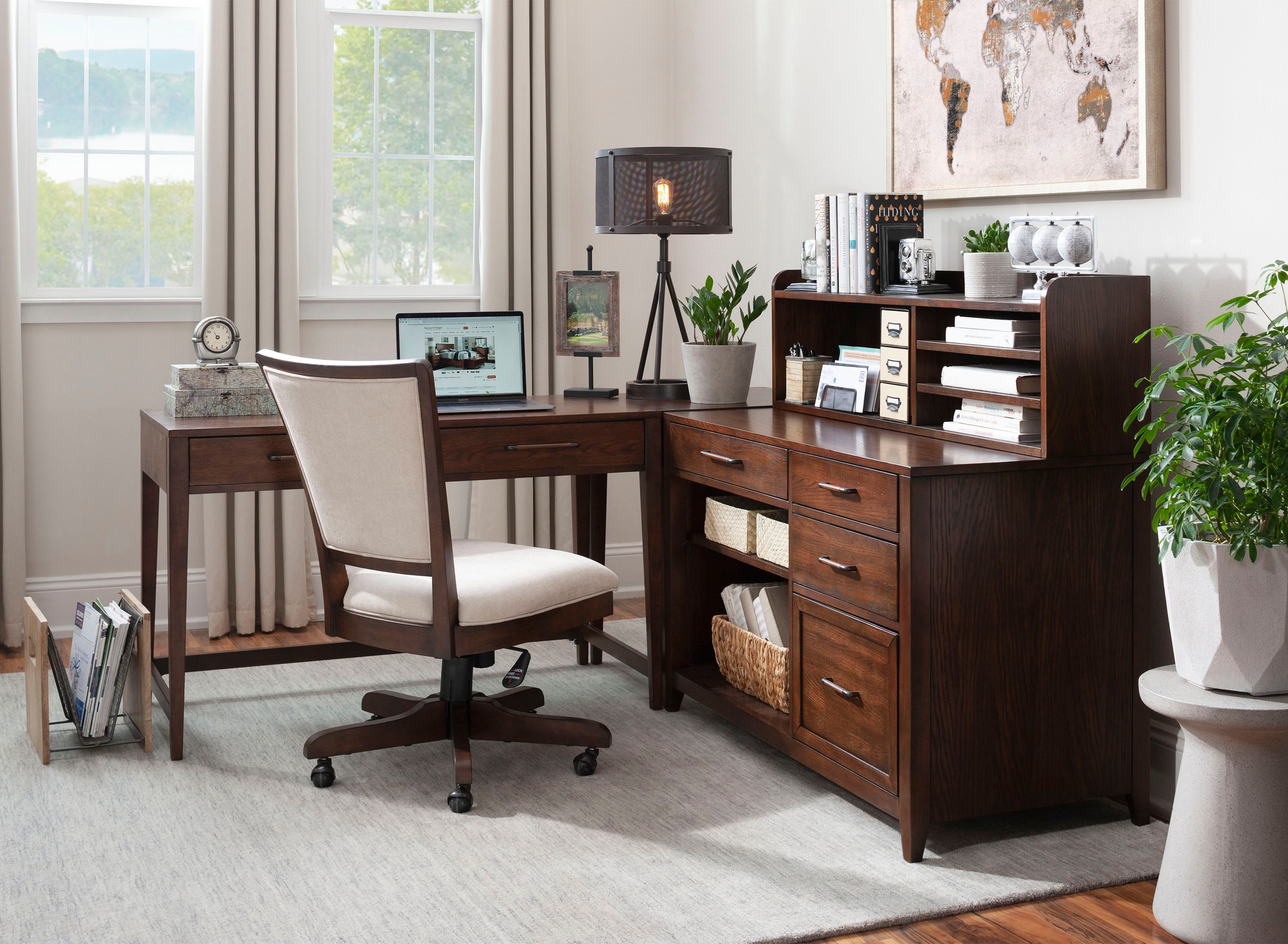 Raymour and deals flanigan executive desk