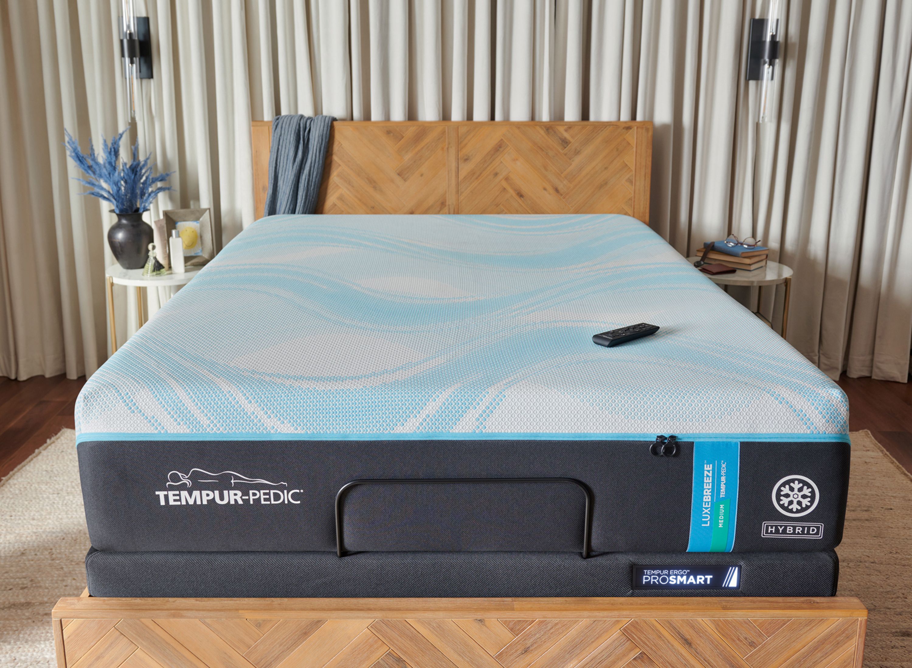 Tempur Pedic Luxebreeze 2 0 Medium Hybrid Raymour And Flanigan